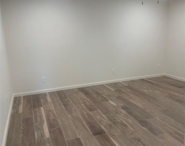 14301 S Western Avenue - Photo Thumbnail 24