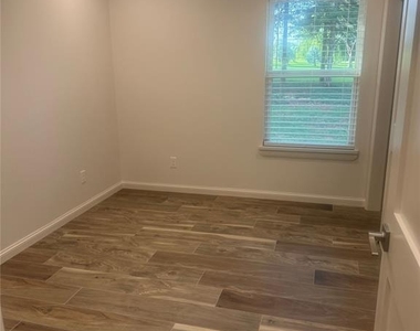 14301 S Western Avenue - Photo Thumbnail 22