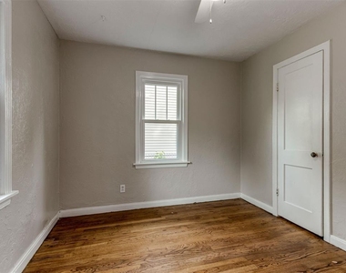 604 Iowa Street - Photo Thumbnail 24