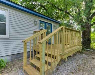 604 Iowa Street - Photo Thumbnail 28