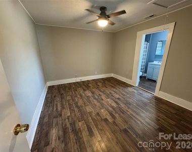 3061 Lee Road - Photo Thumbnail 8