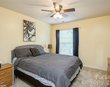 5743 Cambridge Bay Drive - Photo Thumbnail 26