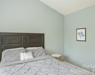 5743 Cambridge Bay Drive - Photo Thumbnail 19