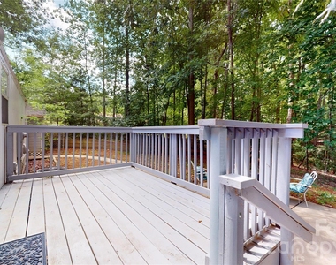 4120 Glenola Drive - Photo Thumbnail 23