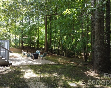 4120 Glenola Drive - Photo Thumbnail 26