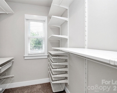 1420 W 4th Street - Photo Thumbnail 13