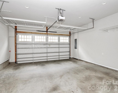 1420 W 4th Street - Photo Thumbnail 18