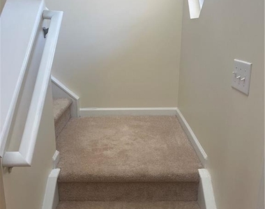 11917 Stratfield Place Circle - Photo Thumbnail 13