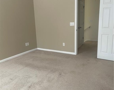 11917 Stratfield Place Circle - Photo Thumbnail 14