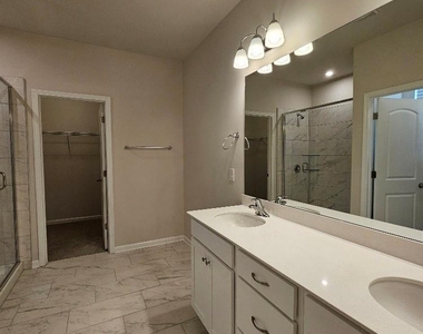 3108 Cheyney Park Drive - Photo Thumbnail 16