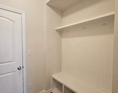 3108 Cheyney Park Drive - Photo Thumbnail 39