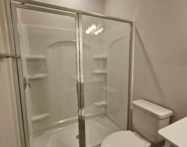 3108 Cheyney Park Drive - Photo Thumbnail 23