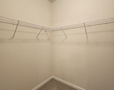 3108 Cheyney Park Drive - Photo Thumbnail 34