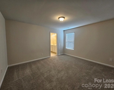 3108 Cheyney Park Drive - Photo Thumbnail 30