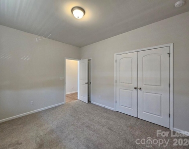 3108 Cheyney Park Drive - Photo Thumbnail 22