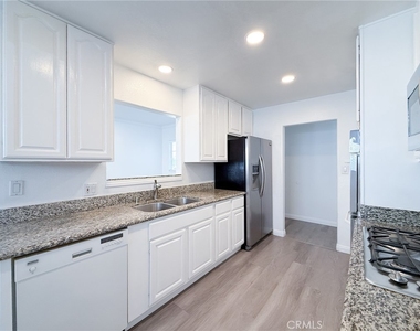 18626 Barroso St - Photo Thumbnail 4