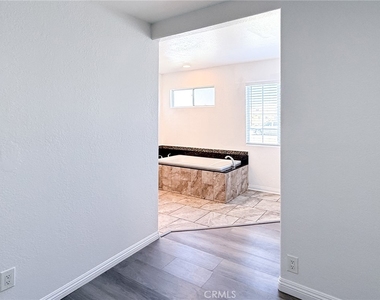 18626 Barroso St - Photo Thumbnail 6