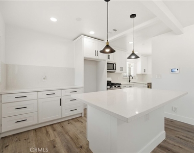 13173 Mckinley Avenue - Photo Thumbnail 9