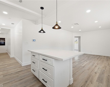 13173 Mckinley Avenue - Photo Thumbnail 11