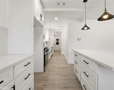13173 Mckinley Avenue - Photo Thumbnail 10