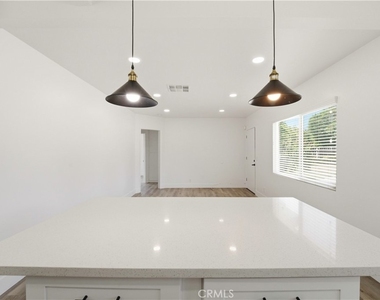 13173 Mckinley Avenue - Photo Thumbnail 12