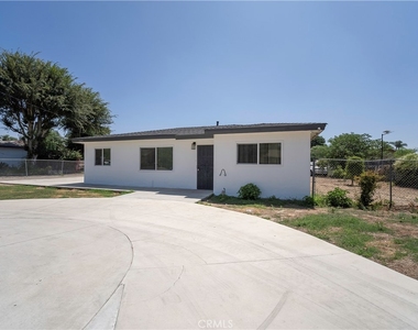 13173 Mckinley Avenue - Photo Thumbnail 1