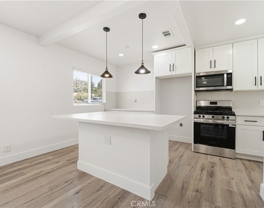 13173 Mckinley Avenue - Photo Thumbnail 8
