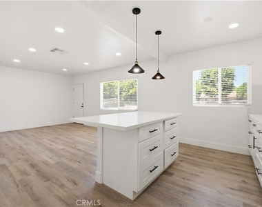 13173 Mckinley Avenue - Photo Thumbnail 16