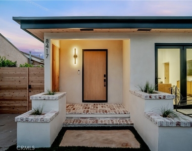 8417 Holy Cross Place - Photo Thumbnail 2