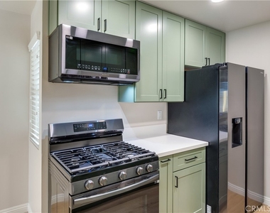 11119 Poplar Street - Photo Thumbnail 16