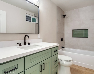 11119 Poplar Street - Photo Thumbnail 21