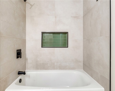 11119 Poplar Street - Photo Thumbnail 22