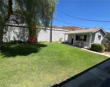 150 E Lakeshore - Photo Thumbnail 1