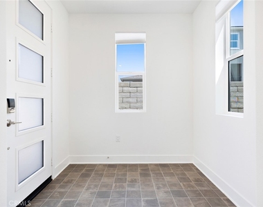 27399 Fox Den Place - Photo Thumbnail 3