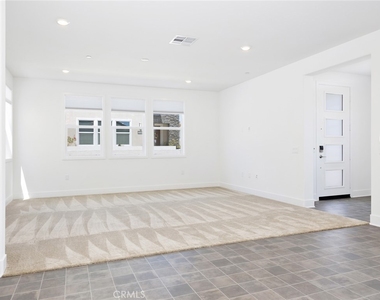 27399 Fox Den Place - Photo Thumbnail 4