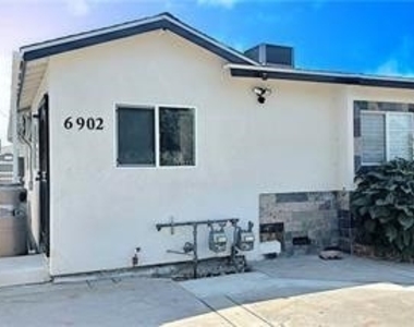 6902 Oso Avenue - Photo Thumbnail 26