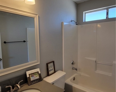 19625 81st Street - Photo Thumbnail 11