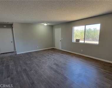 19625 81st Street - Photo Thumbnail 3