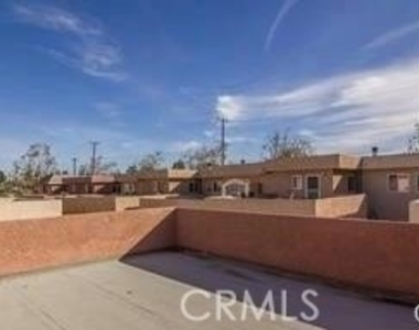 7615 Glade Avenue - Photo Thumbnail 18
