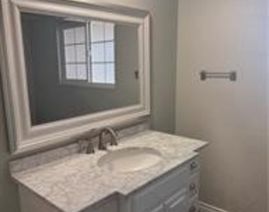 7615 Glade Avenue - Photo Thumbnail 13