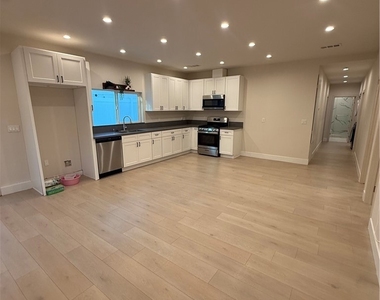 17642 Tribune Street - Photo Thumbnail 1