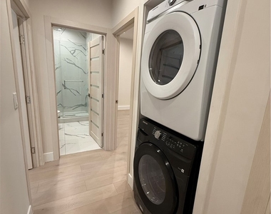 17642 Tribune Street - Photo Thumbnail 7