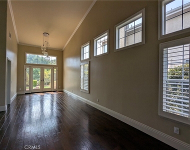 2300 Rutland Place - Photo Thumbnail 5