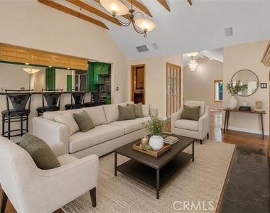 9824 Baden Avenue - Photo Thumbnail 11