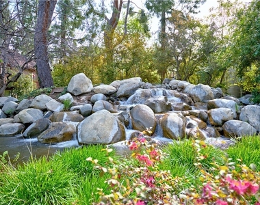 7120 Carlson Circle - Photo Thumbnail 11