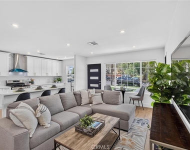 1223 W 23rd - Photo Thumbnail 5