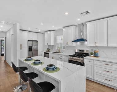1223 W 23rd - Photo Thumbnail 8