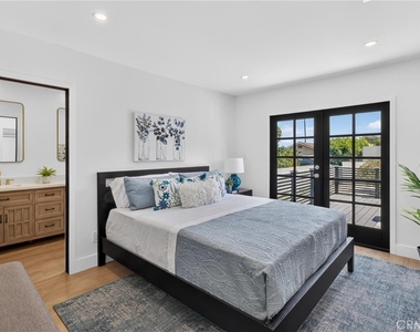 1223 W 23rd - Photo Thumbnail 22