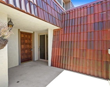 63 Cresta Verde Drive - Photo Thumbnail 17