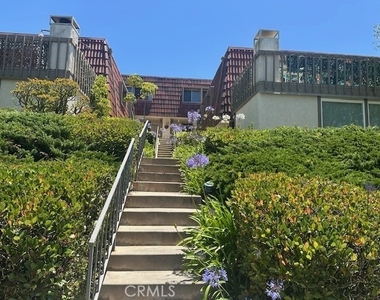 63 Cresta Verde Drive - Photo Thumbnail 12